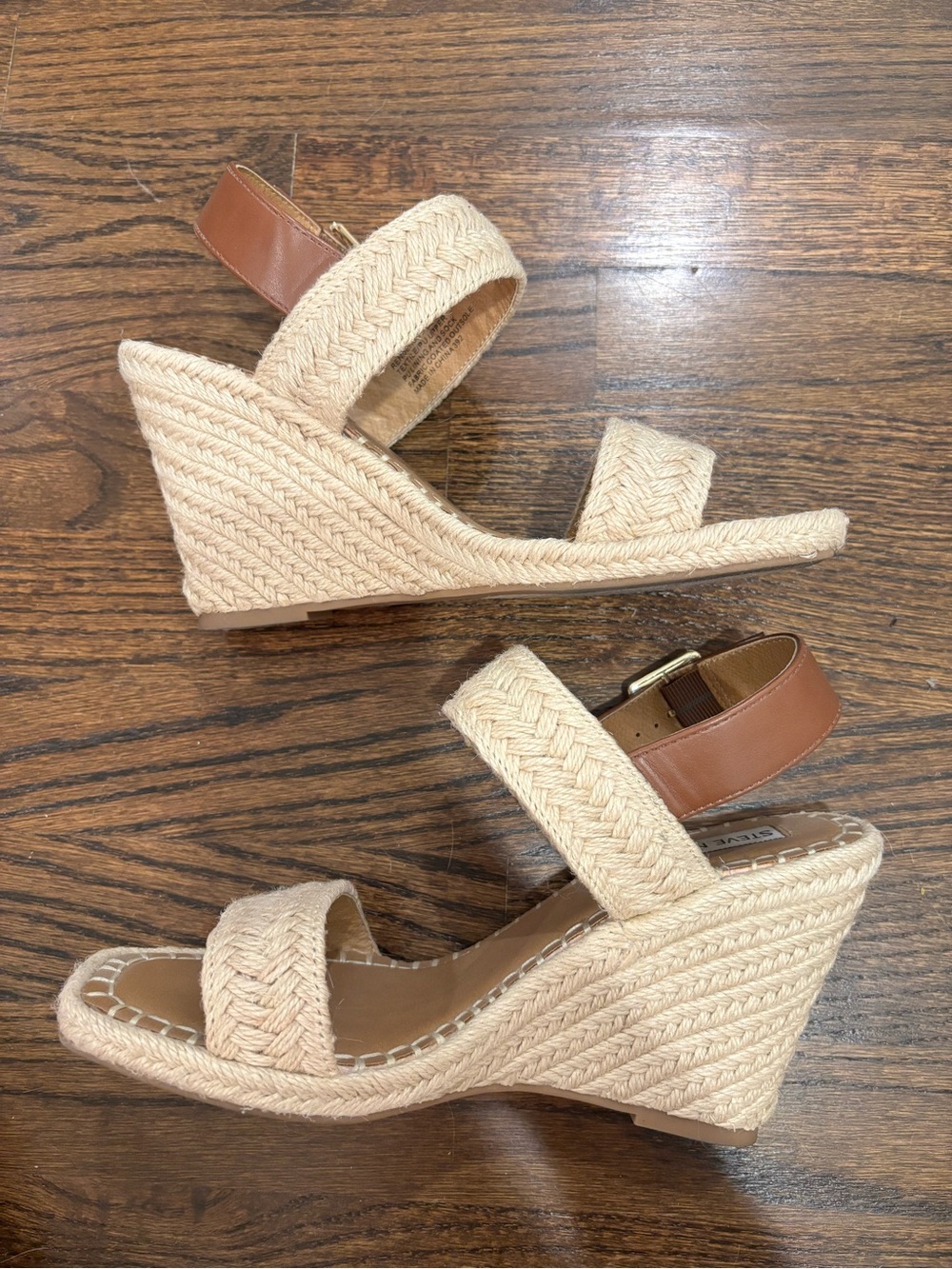 ☀️Raffia Wedge Rolling into Summer☀️ - Picture 4 of 10